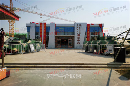 湿地公园附近，精装三房，大型花园小区，家电家具齐全拎包入住